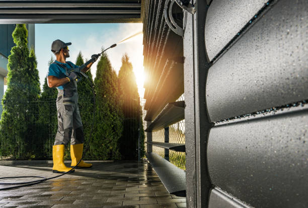Best Sidewalk Pressure Washing  in Le Grand, CA